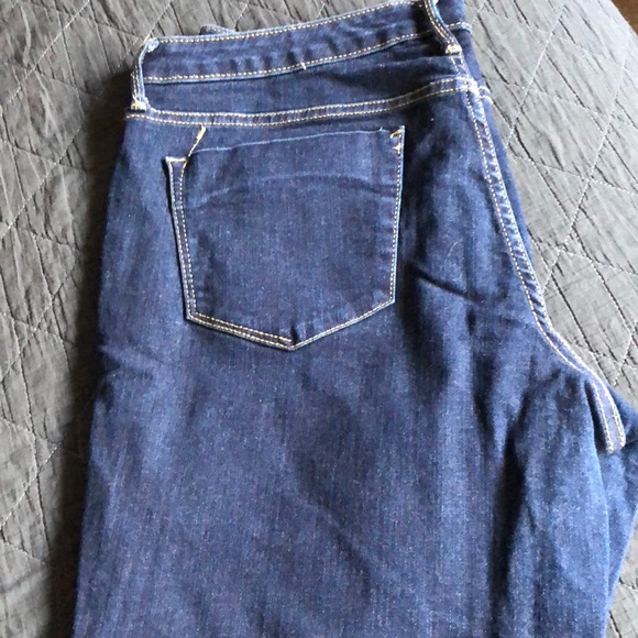 Dark Wash Midrise Skinny Jeggings Jeans - Picture 3 of 5